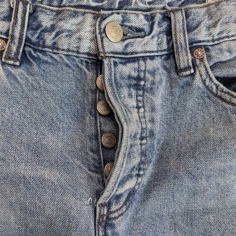 We The Free People Chewed Up Mid Rise Straight Jeans Women's 26 Indigo Blue - Picture 5 of 8